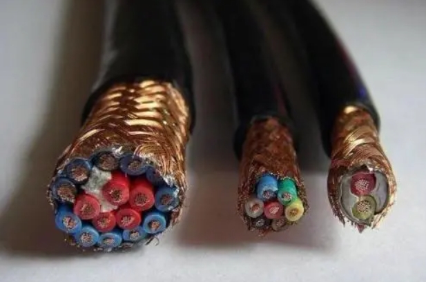 創建良好的運行環境避免電纜絕緣加速老化和損壞.jpg 創建良好的運行環境避免電纜絕緣加速老化和損壞.jpg